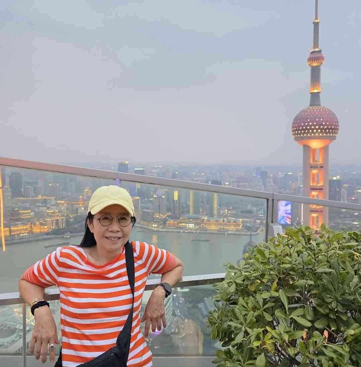 <em>คุณปอย</em>